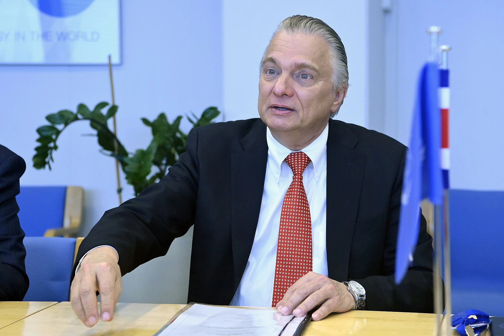 Archivo: Arnoldo André Tinoco durante su visita a la sede del OIEA en Viena, 8 de mayo de 2023. No muestra el Foro de Antalya de abril de 2026.
