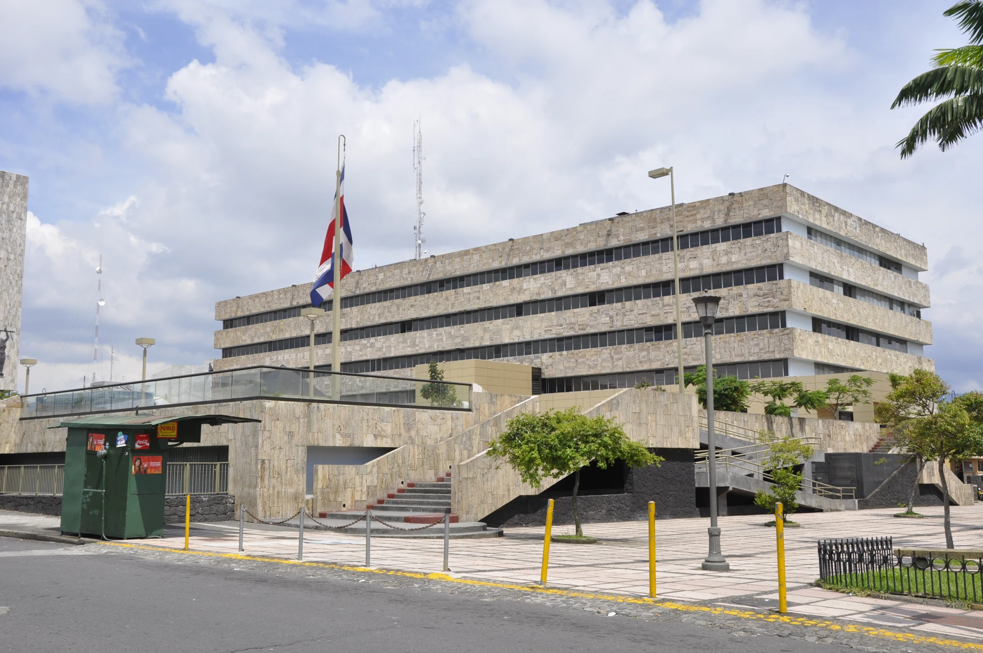 Archivo: sede del OIJ en San José, 3 de julio de 2010. Contexto de la institución investigadora; no muestra la captura ni a las personas detenidas.