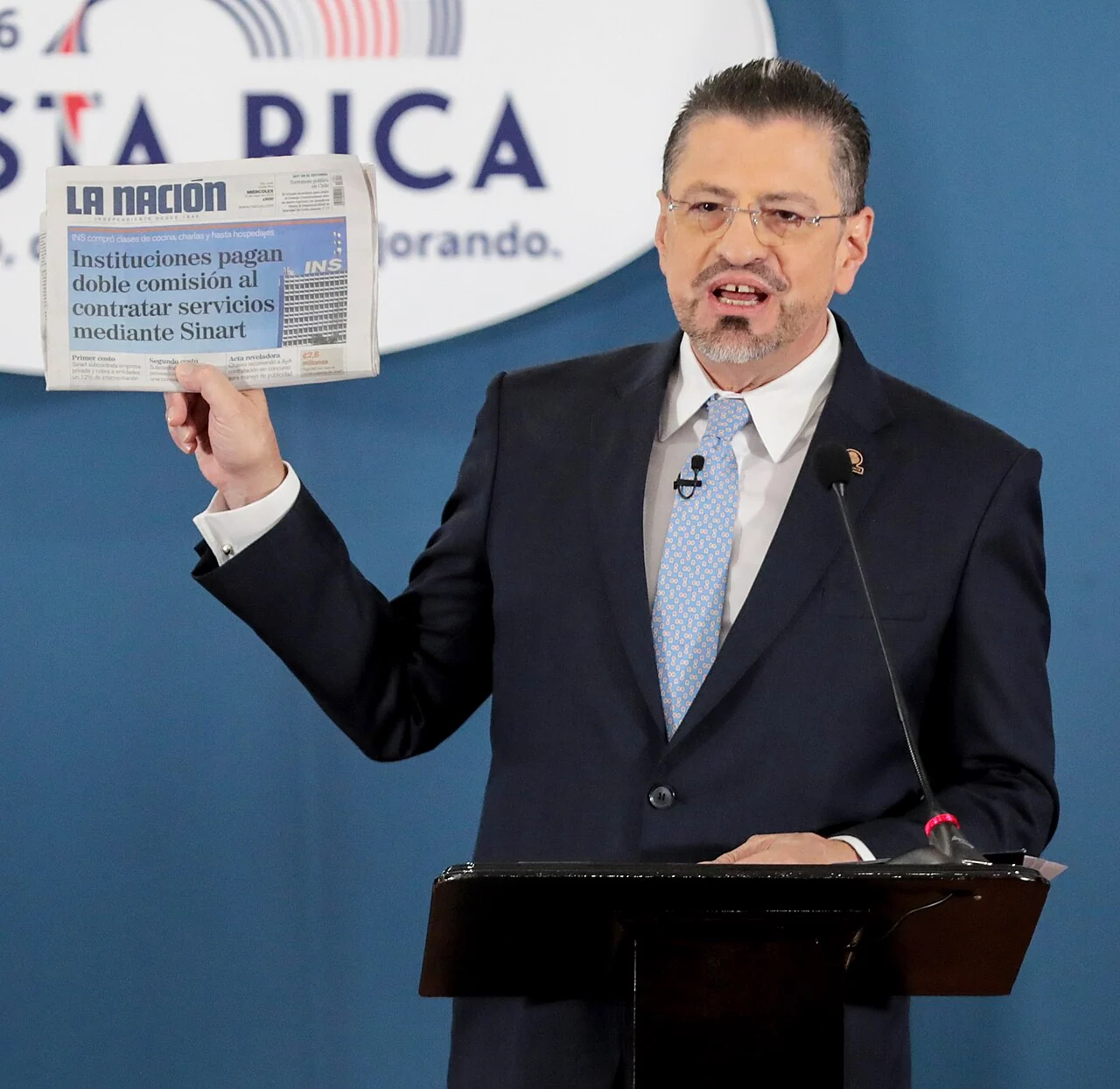 Archivo: Rodrigo Chaves durante una conferencia de prensa, 10 de mayo de 2023. No corresponde al encuentro del Foro Mi País.