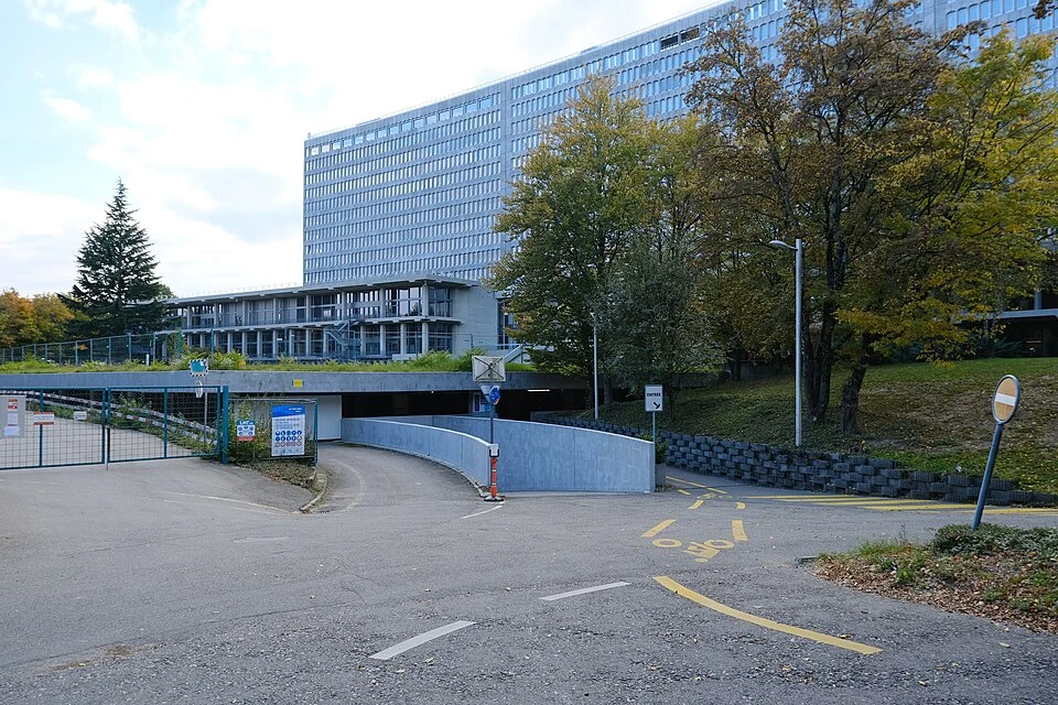Archivo: edificio de la Organización Internacional del Trabajo en Ginebra, octubre de 2020. Contexto institucional; no muestra la votación del convenio en 2026.